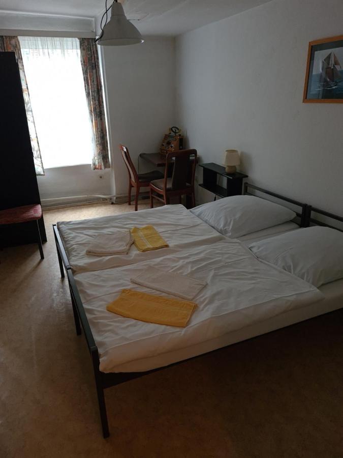 Altstadthotel Zum Goldenen Anker リューベック エクステリア 写真