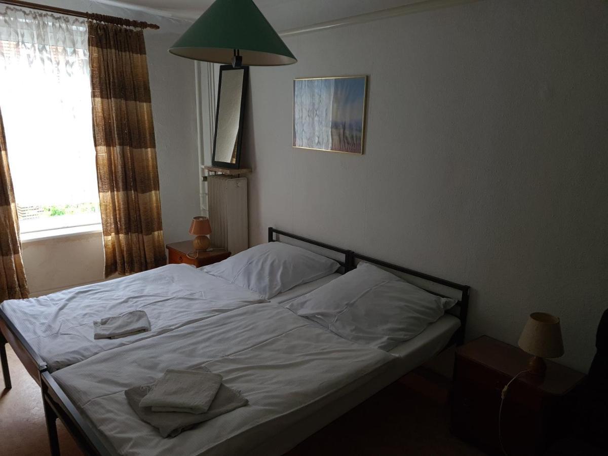 Altstadthotel Zum Goldenen Anker リューベック エクステリア 写真