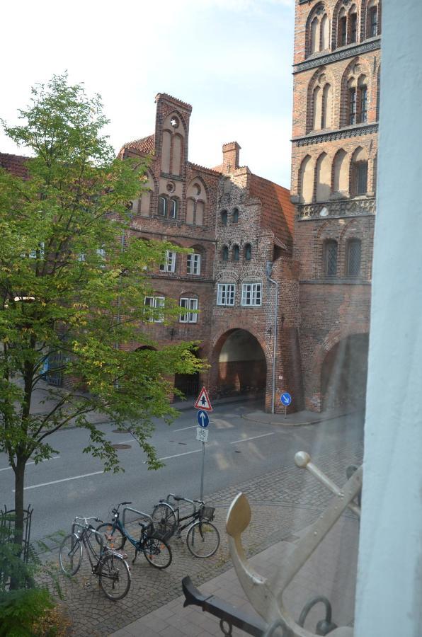 Altstadthotel Zum Goldenen Anker リューベック エクステリア 写真